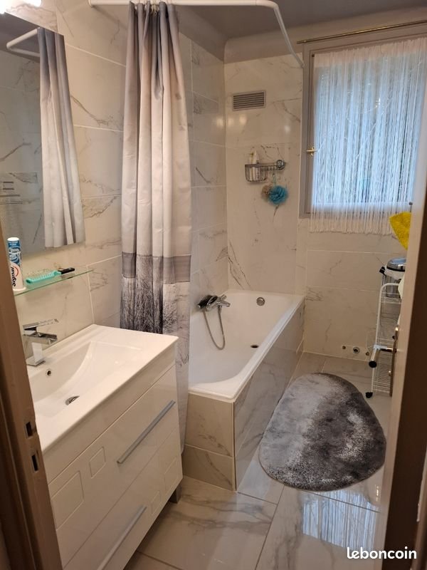 Appartement à louer, 63m², Andon