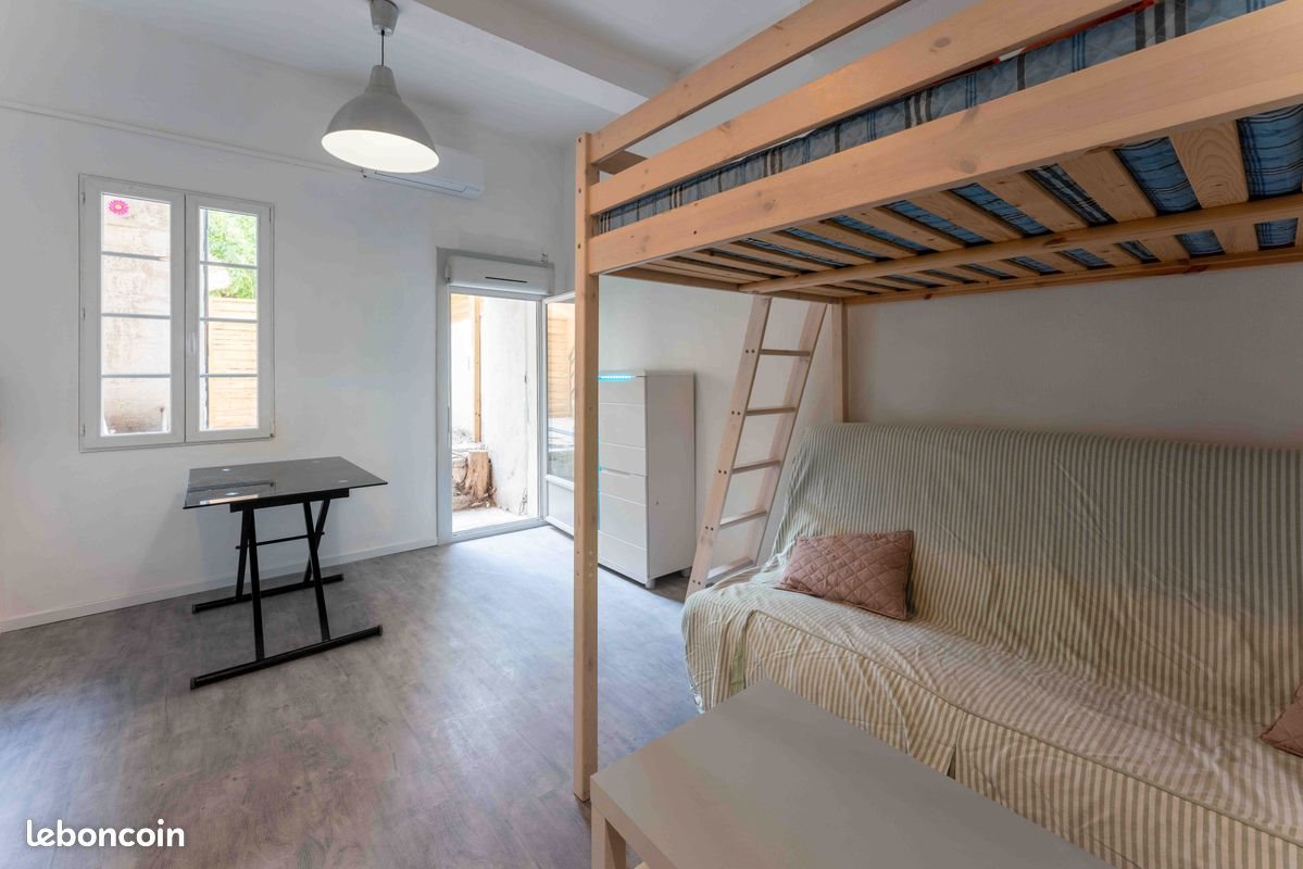 Appartement à louer, 25m², Carpentras