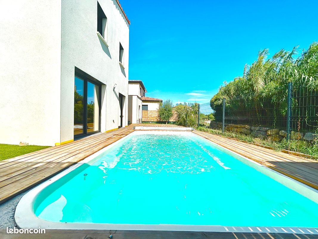 Maison à louer, 130m², Laudun-l'Ardoise