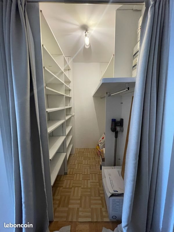 Appartement à louer, 65m², Paris 20ème