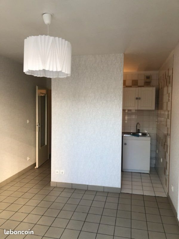 Appartement à louer, 21m², Reims