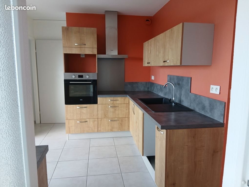 Appartement à louer, 98m², Alès
