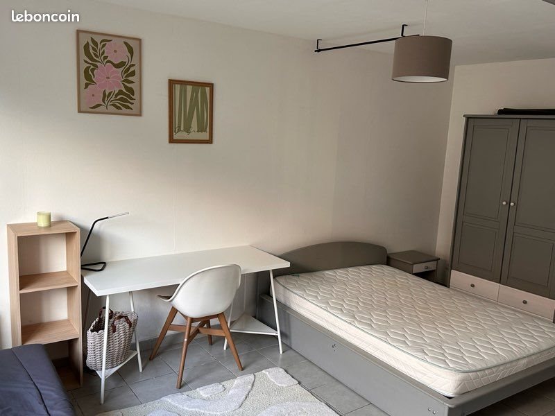 Appartement à louer, 28m², Saint-Julien-les-Villas