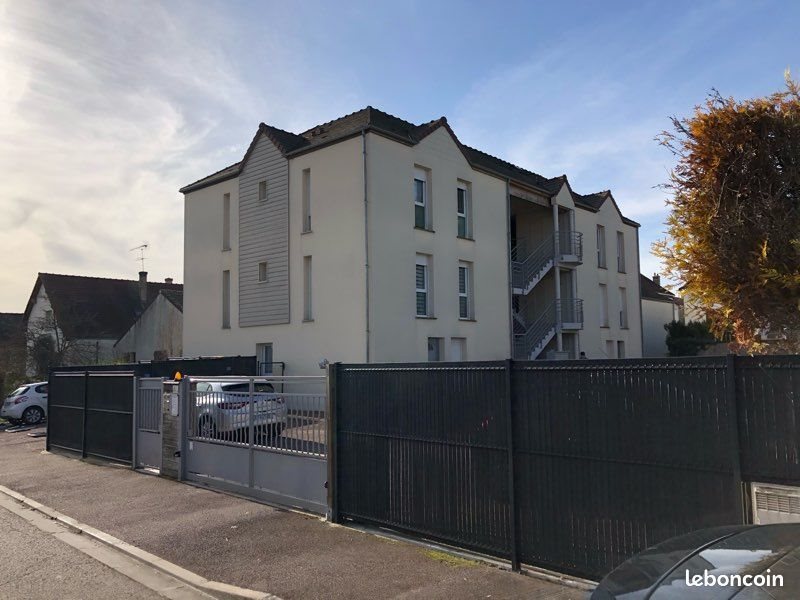 Appartement à louer, 28m², Saint-Julien-les-Villas