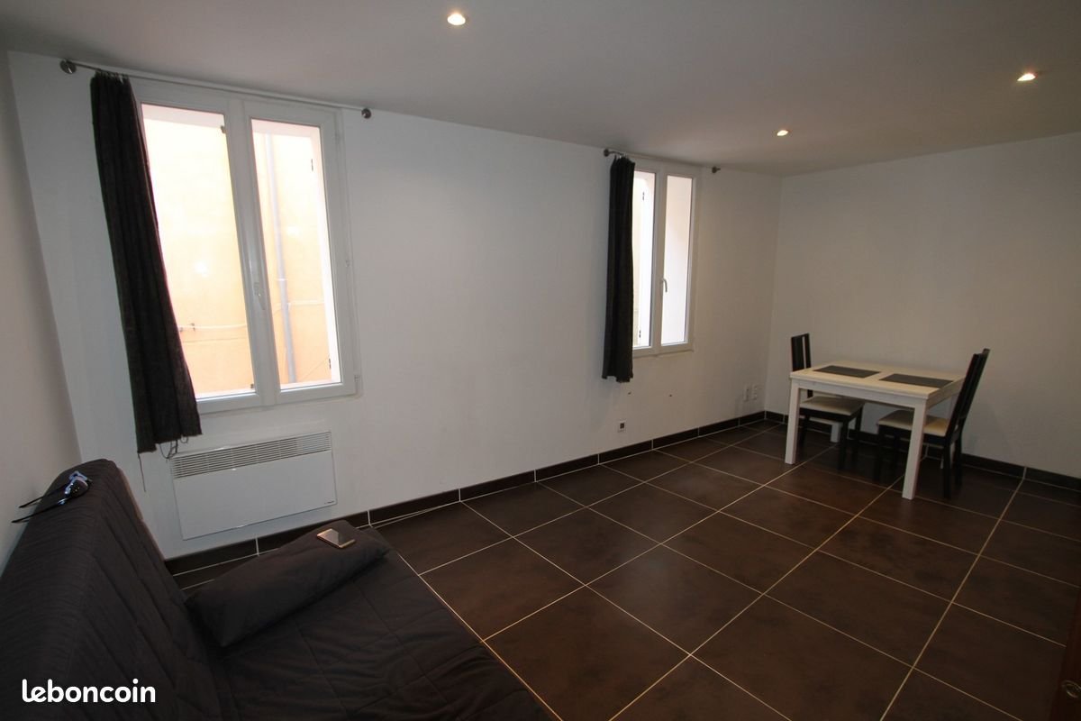 Appartement à louer, 25m², Aubagne