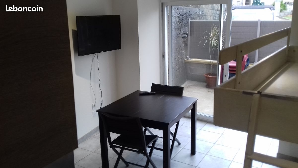 Appartement à louer, 23m², Aubenas