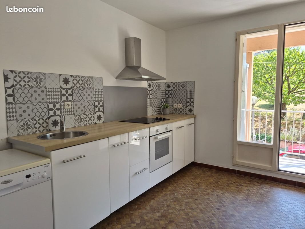 Appartement à louer, 51m², Privas