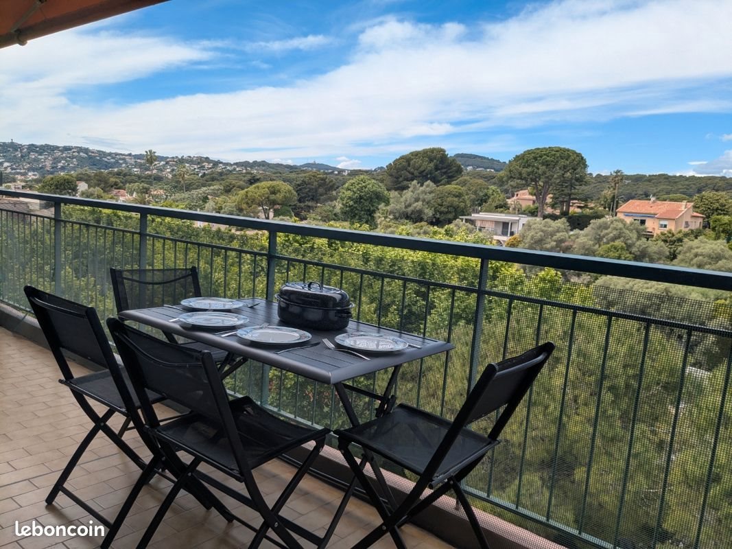 Appartement à louer, 53m², Antibes