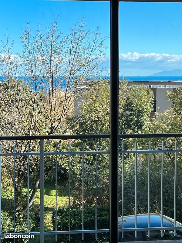 Appartement à louer, 80m², San-Martino-di-Lota