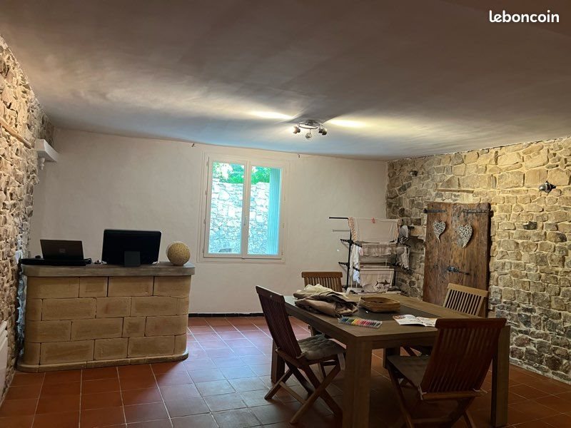 Appartement à louer, 124m², Maruéjols-lès-Gardon