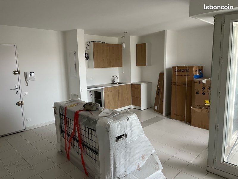 Appartement à louer, 34m², Marseille 8ème