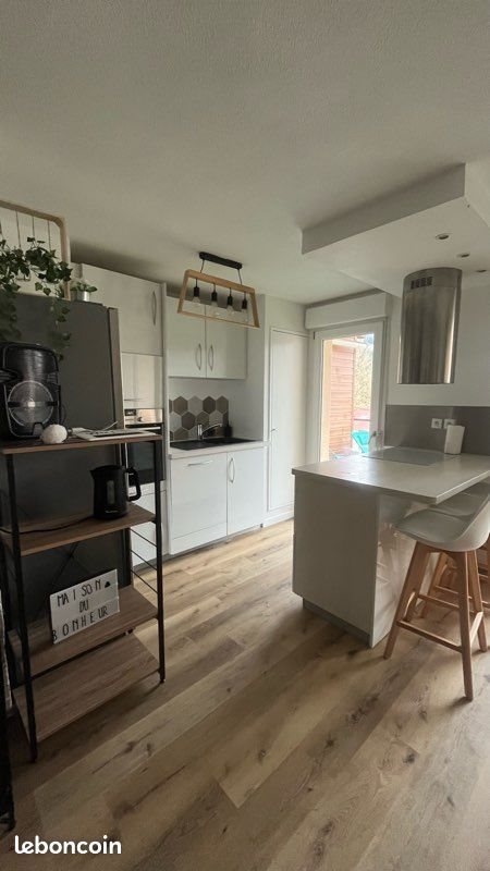Appartement à louer, 64m², La Cluse-et-Mijoux