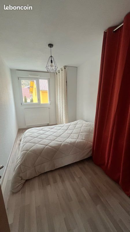 Appartement à louer, 64m², La Cluse-et-Mijoux