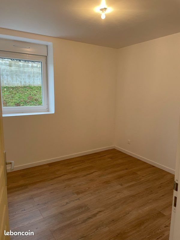 Appartement à louer, 65m², Larians-et-Munans