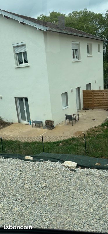 Appartement à louer, 65m², Larians-et-Munans