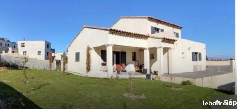 Maison à vendre, 143m², Piolenc