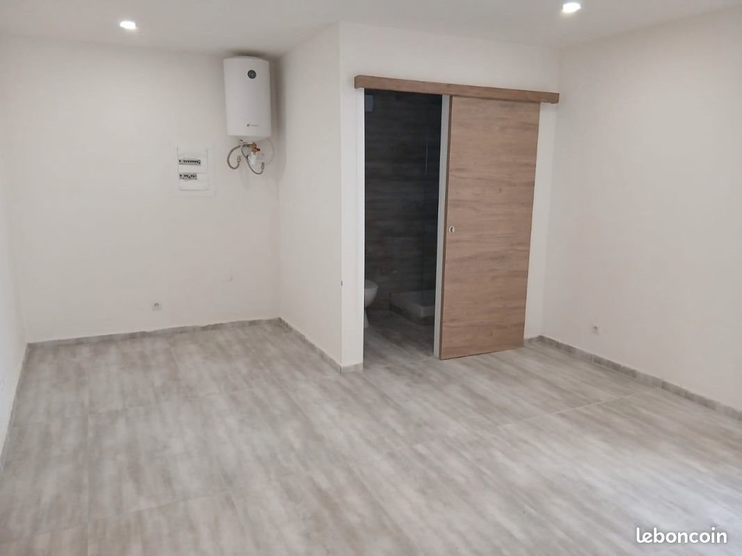 Appartement à louer, 18m², Châteaurenard