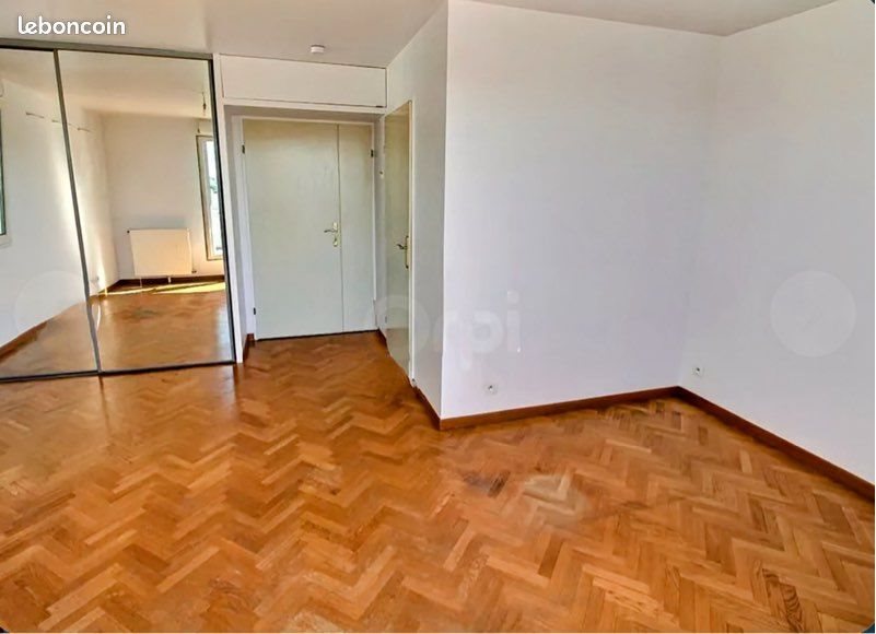 Appartement à vendre, 30m², Viry-Châtillon