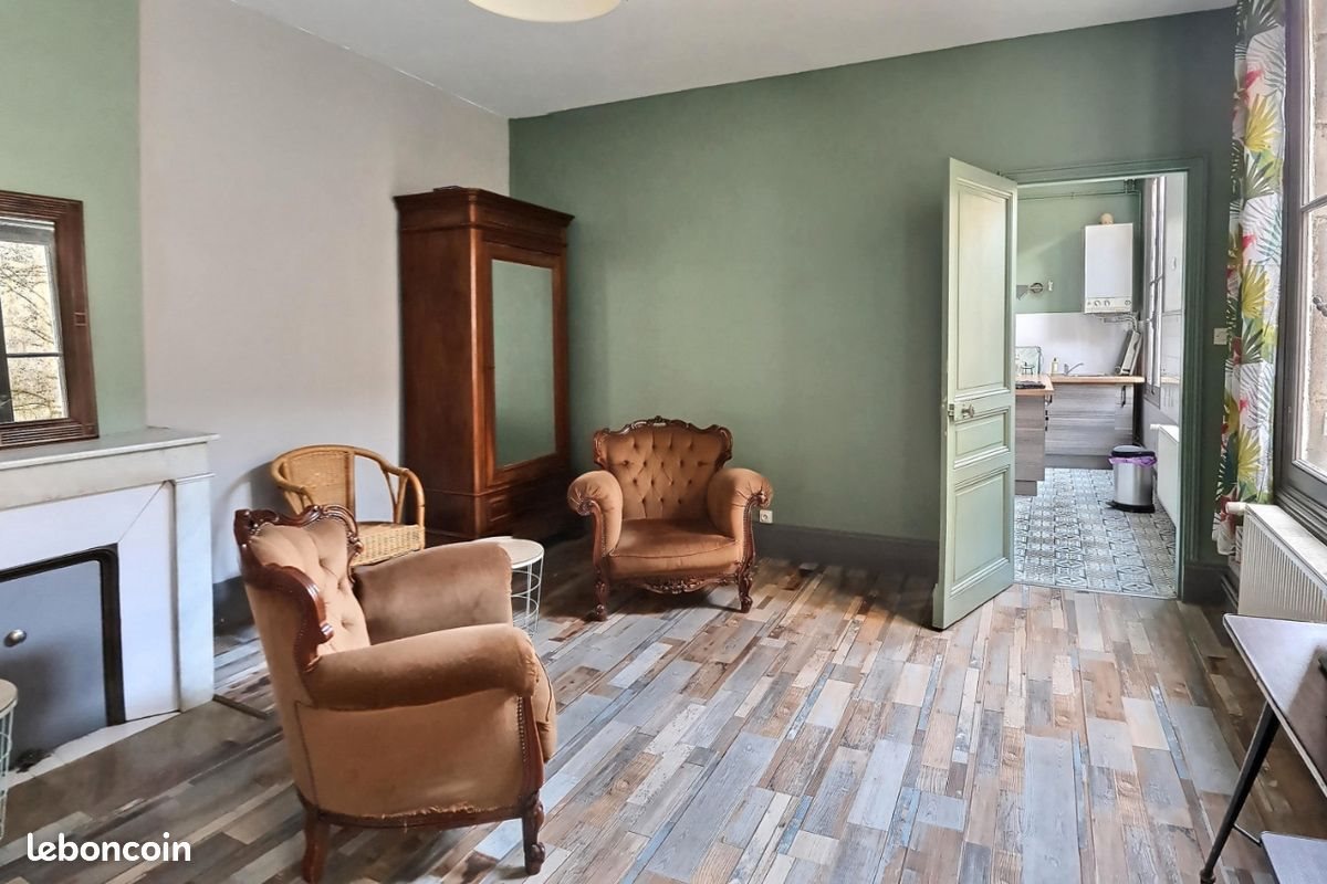 Appartement à louer, 37m², Rochefort
