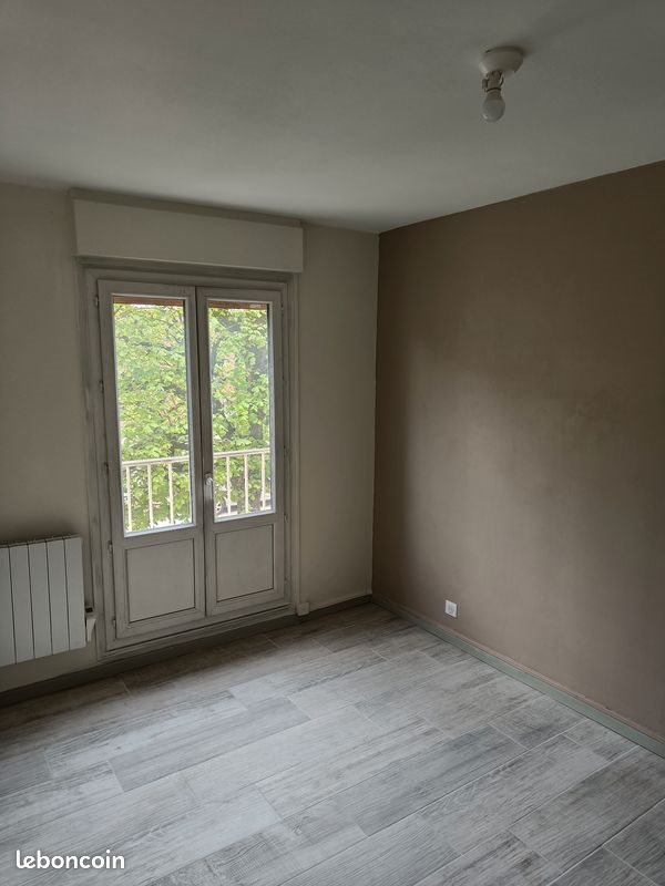 Appartement à louer, 47m², Auxerre