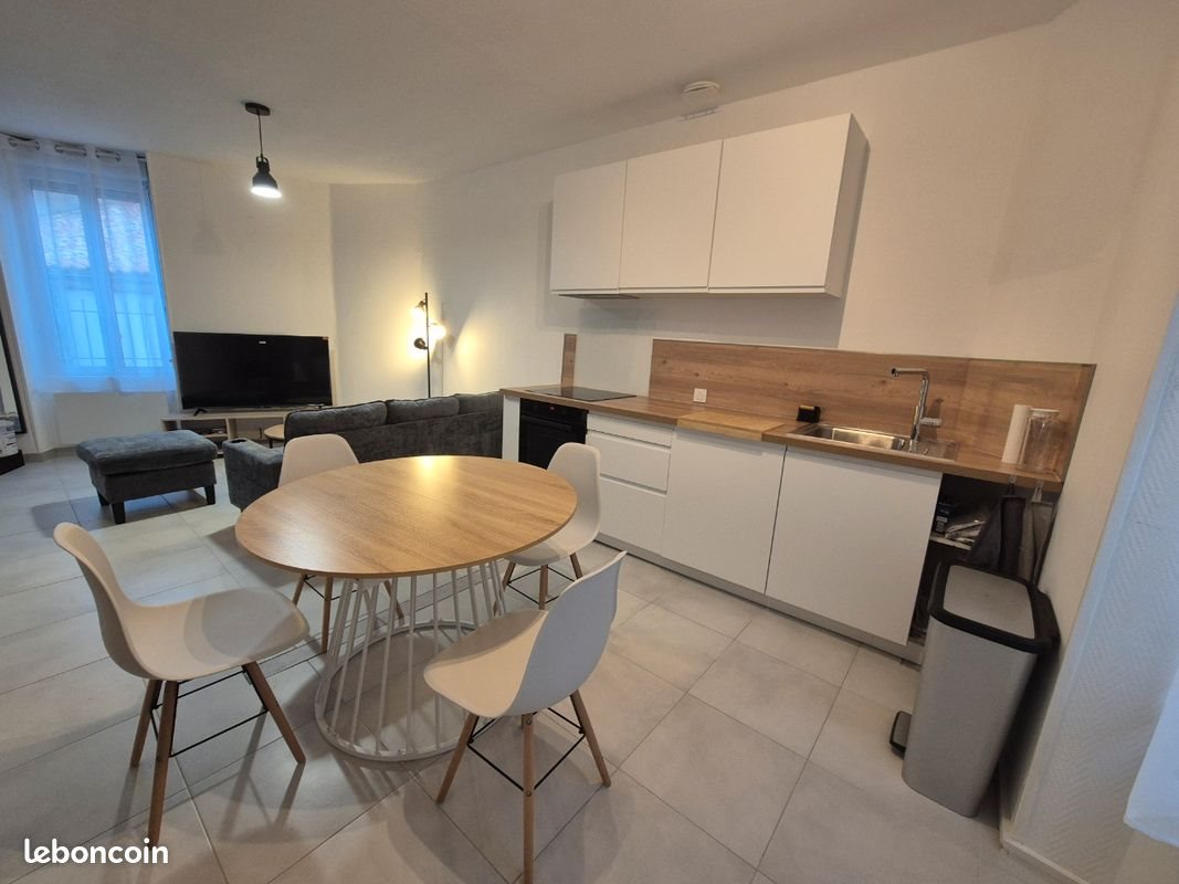 Maison à louer, 63m², Angoulême