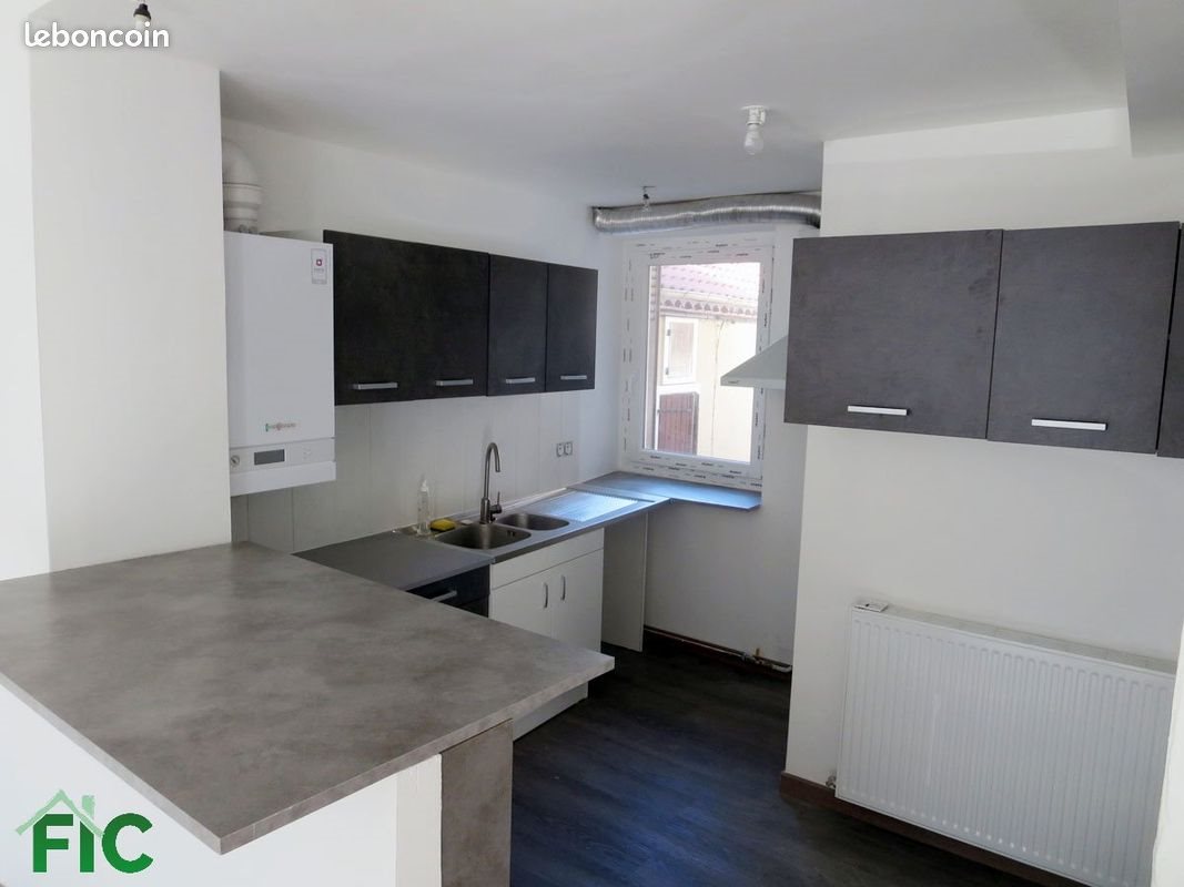 Appartement à louer, 65m², Foix