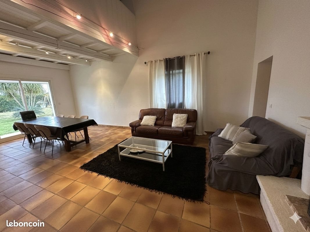 Maison à vendre, 190m², Clarensac
