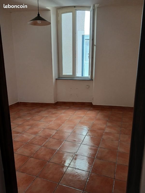 Maison à vendre, 64m², Moux
