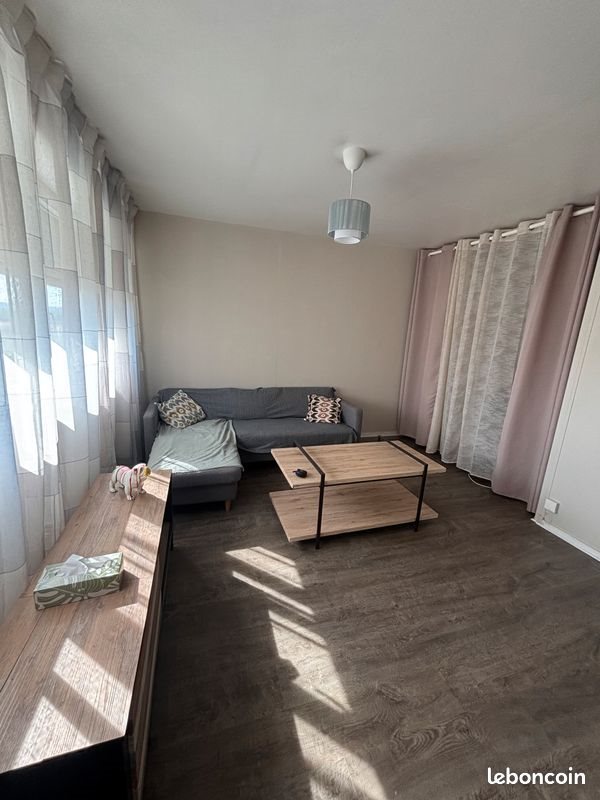 Appartement à louer, 32m², Laon