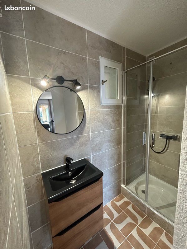 Appartement à louer, 27m², Roquebrune-sur-Argens