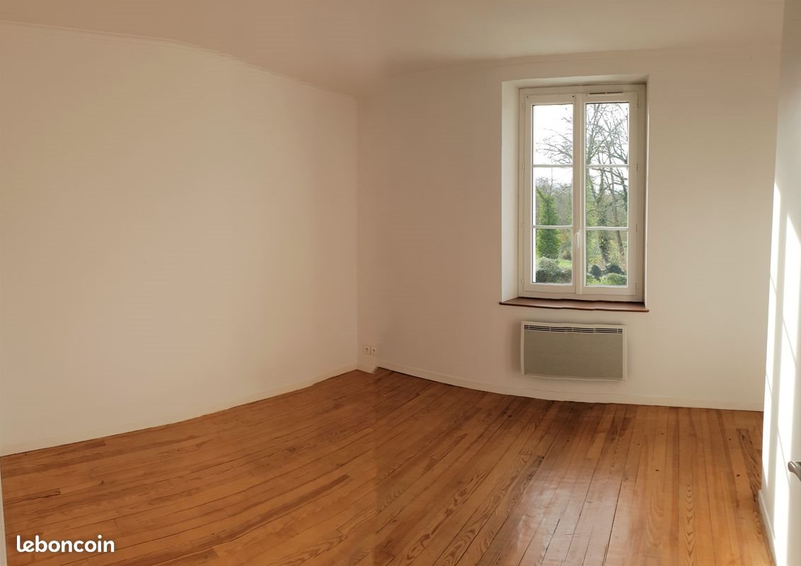 Appartement à louer, 91m², Moulins-sur-Ouanne