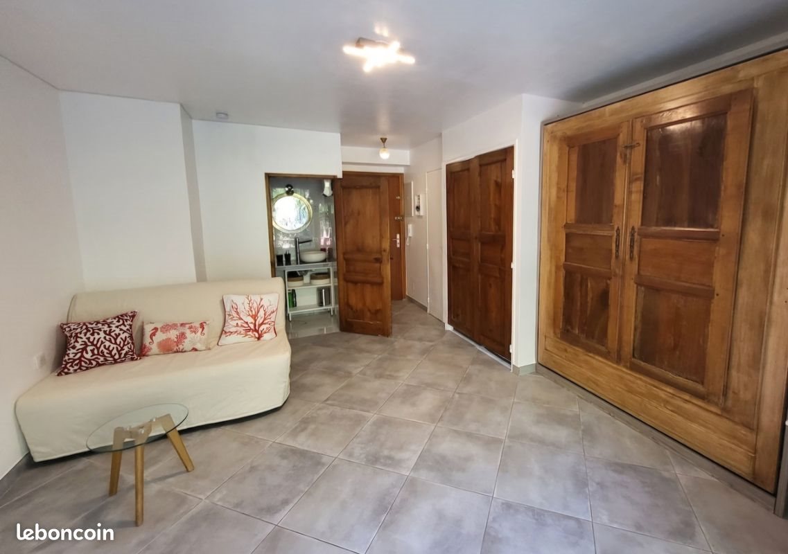Appartement à louer, 25m², Hyères