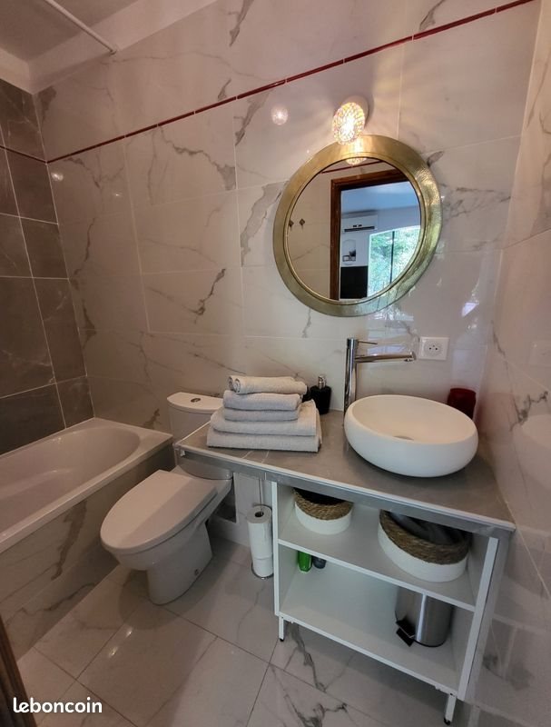 Appartement à louer, 25m², Hyères