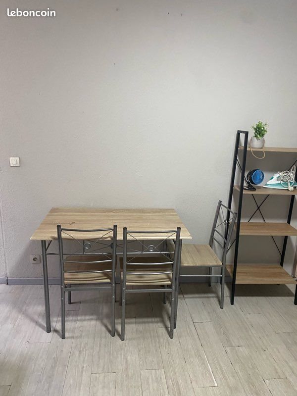 Appartement à louer, 45m², Bagnols-sur-Cèze