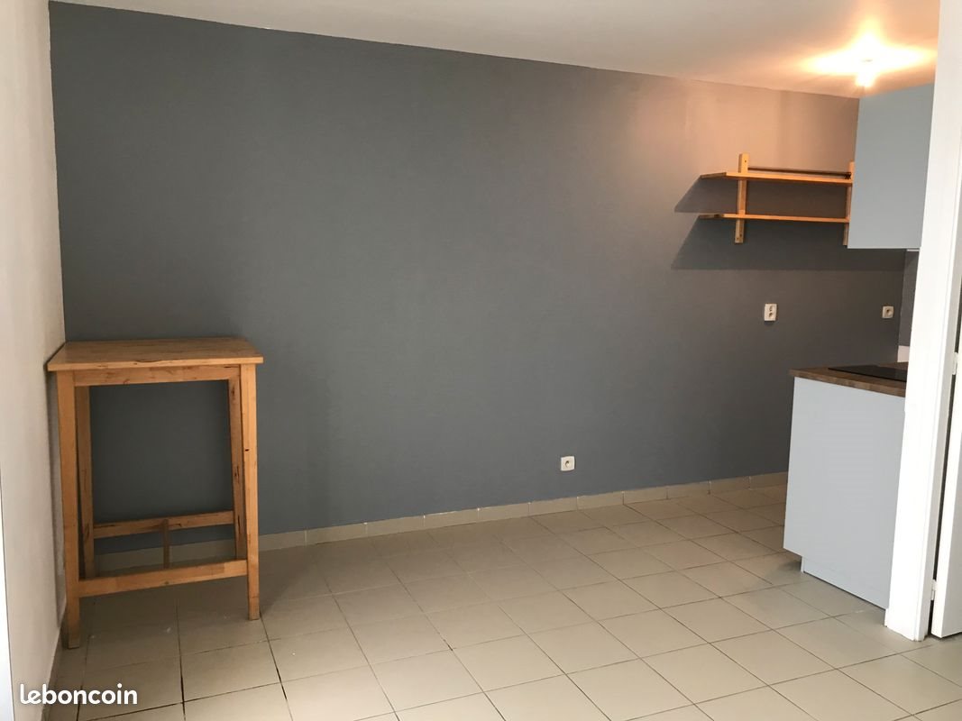 Appartement à louer, 17m², Couëron
