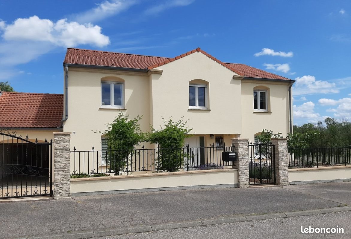 Maison à vendre, 220m², Glatigny