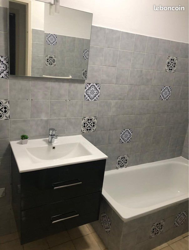 Appartement à louer, 42m², Ghisonaccia