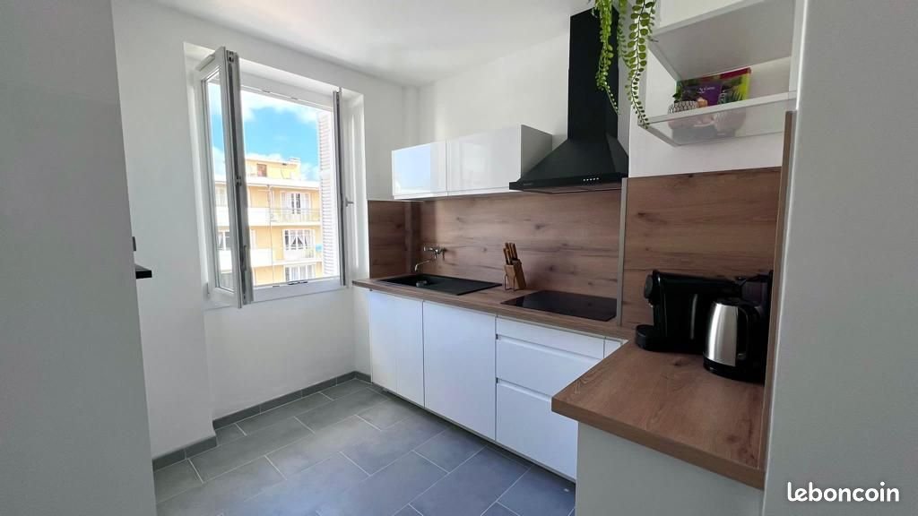 Appartement à louer, 50m², Ajaccio
