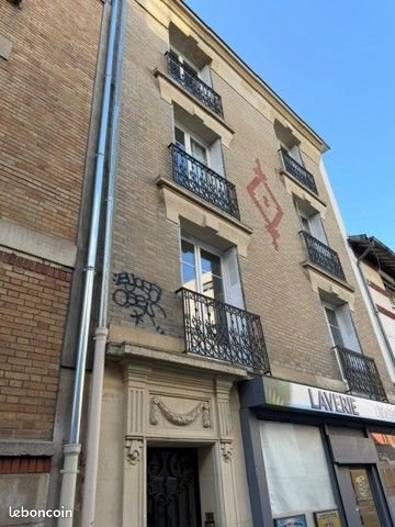 Appartement à louer, 23m², Paris 18ème