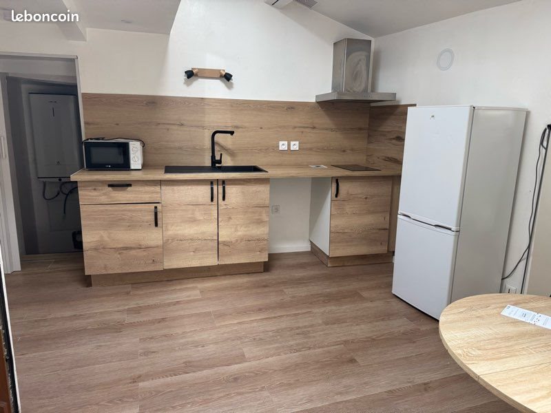 Appartement à louer, 23m², Brignoles