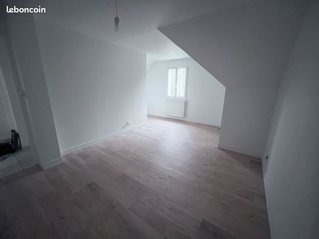 Maison à louer, 115m², Tremblay-les-Villages