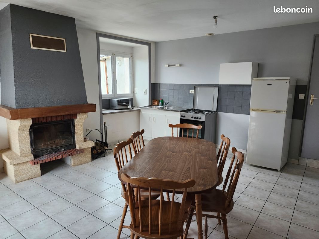 Maison à louer, 61m², Cheffois