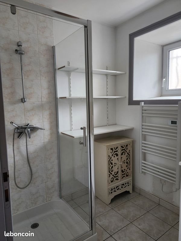 Maison à louer, 61m², Cheffois