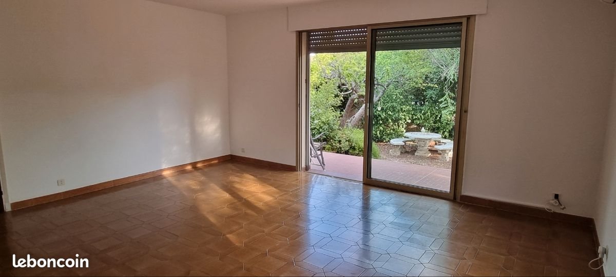 Appartement à louer, 75m², Sanary-sur-Mer
