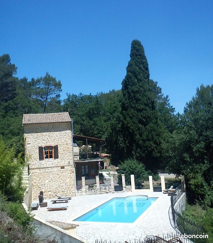 Maison à louer, 90m², Lorgues