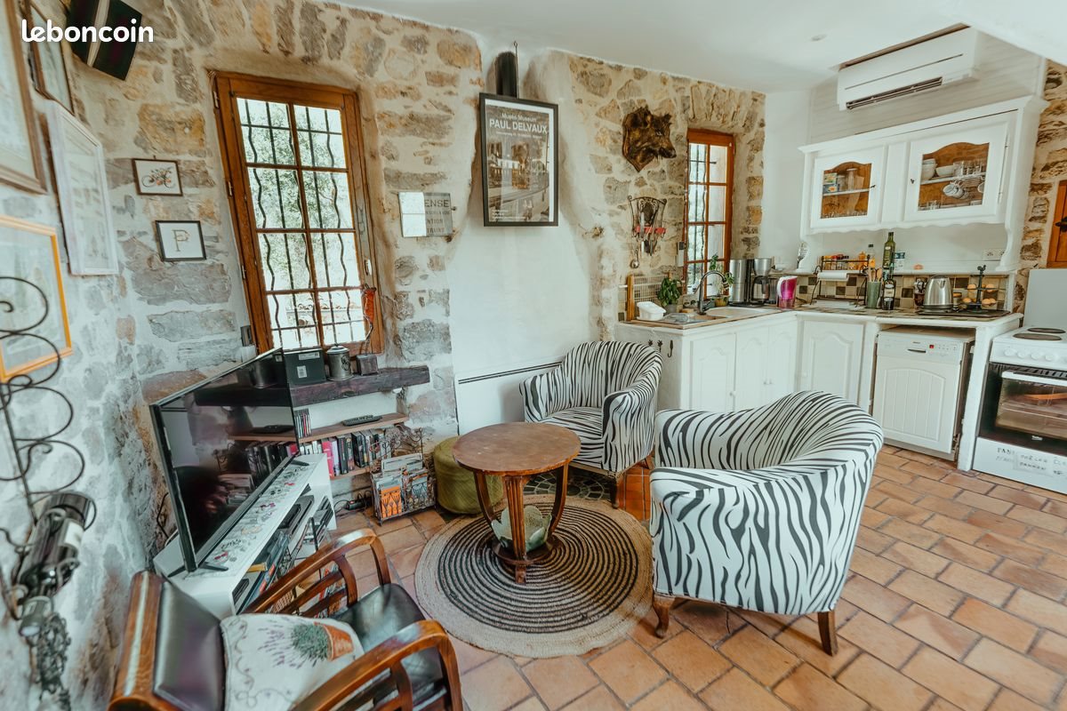 Maison à louer, 90m², Lorgues