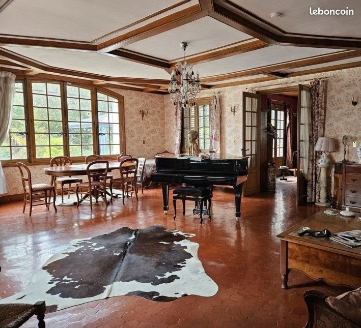 Maison à vendre, 487m², Sainte-Gemme-Moronval