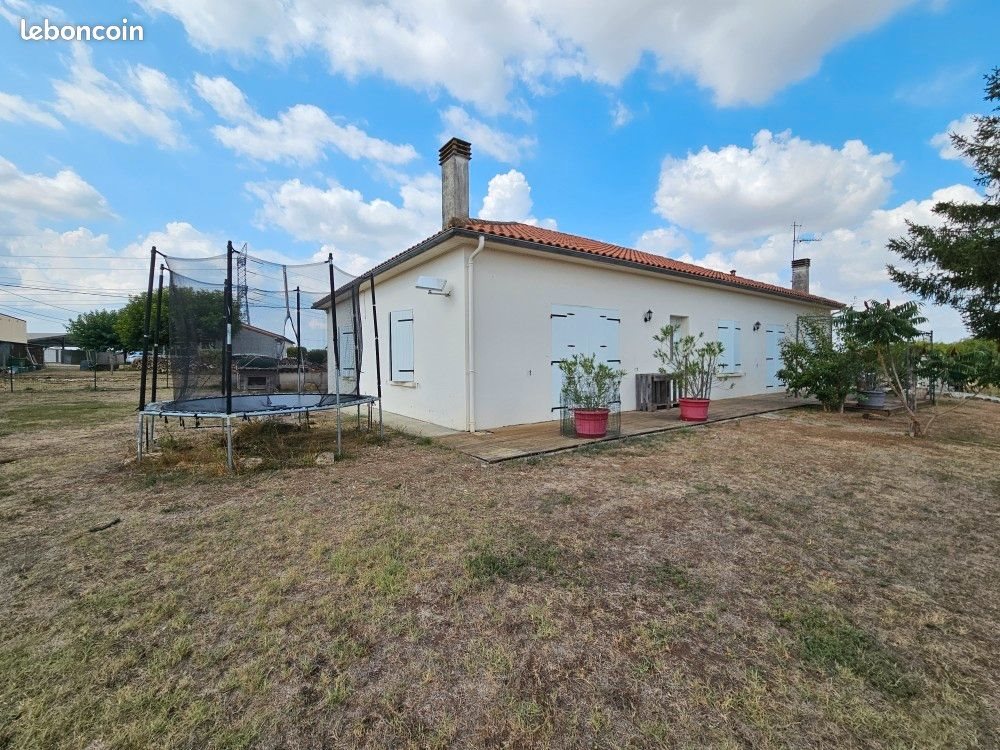 Maison à louer, 110m², Ecoyeux
