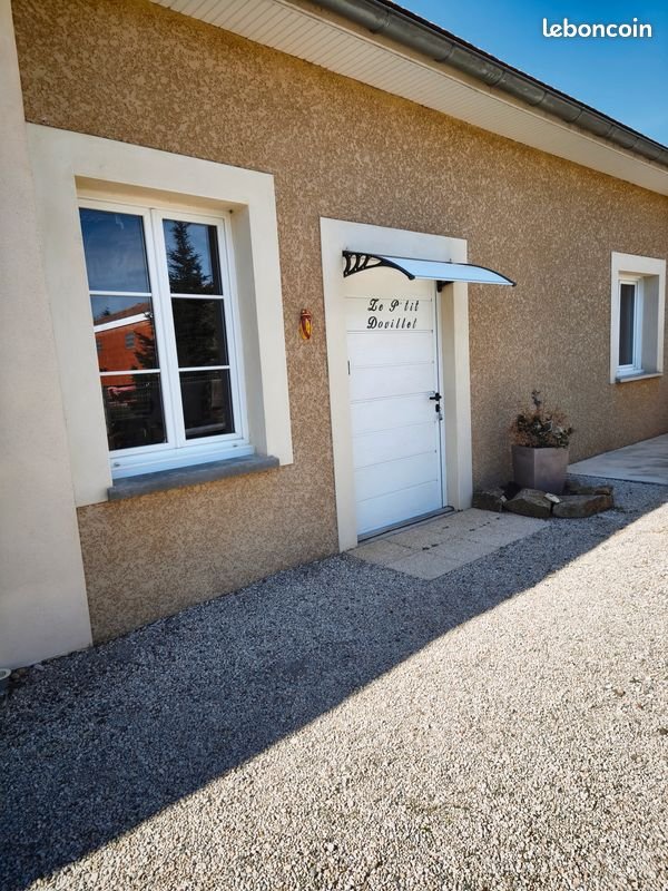 Appartement à louer, 29m², Pérouges