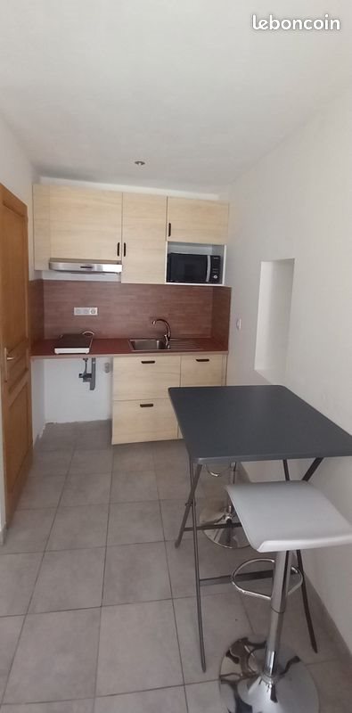 Appartement à louer, 19m², Pernes-les-Fontaines